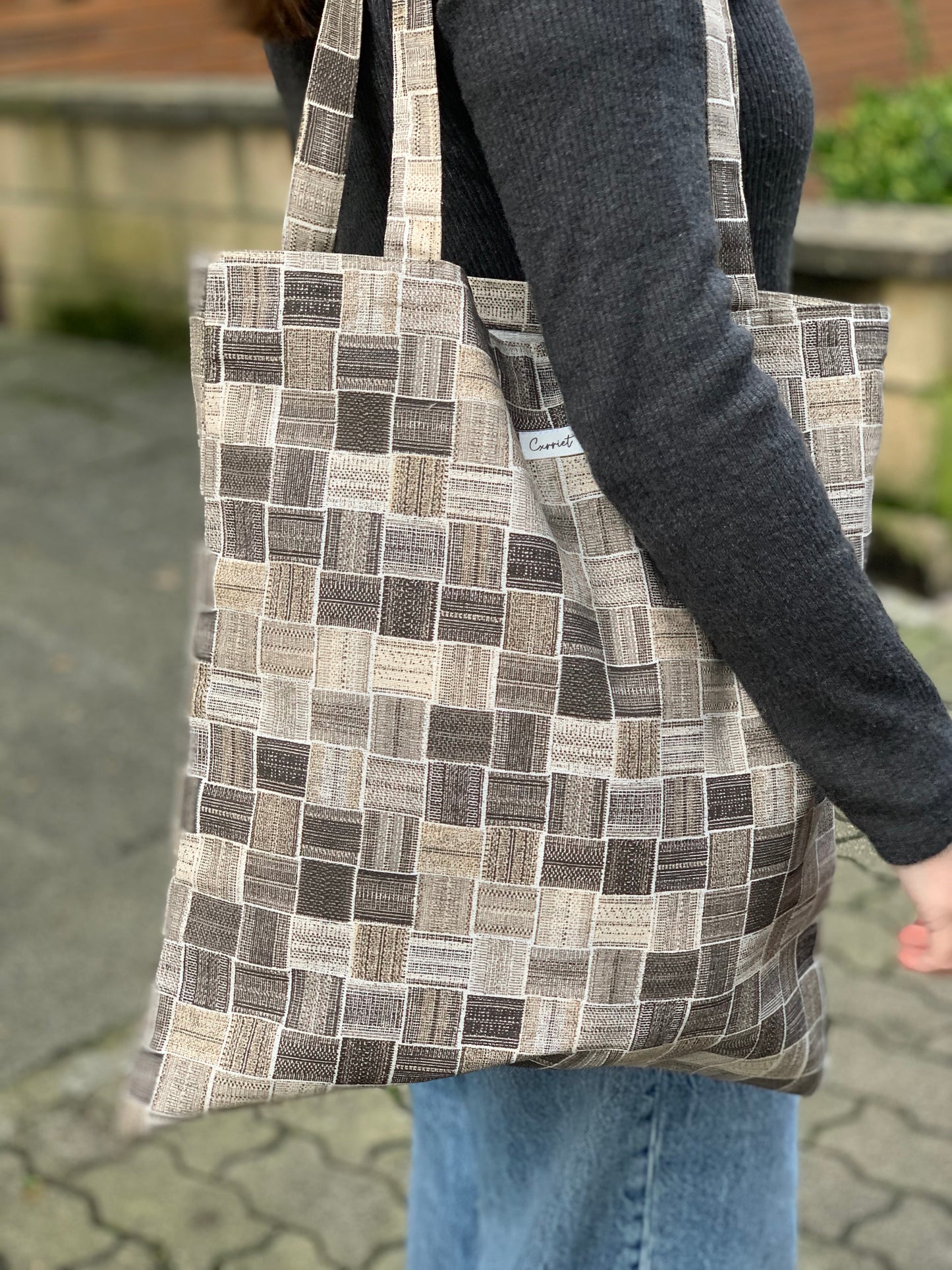 Bolsa Tote cuadrados marrones