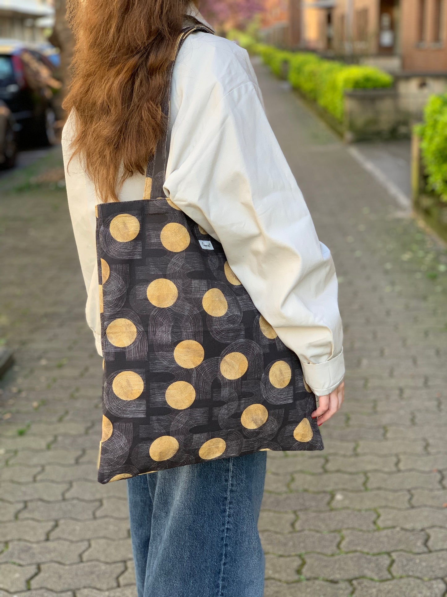 Bolsa Tote detalles mostaza